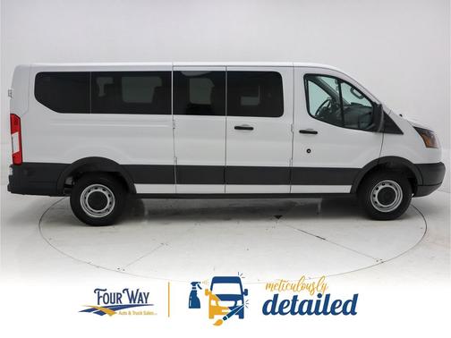 Oxford White 2016 Ford Transit-350 XL