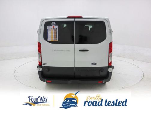 Oxford White 2016 Ford Transit-350 XL