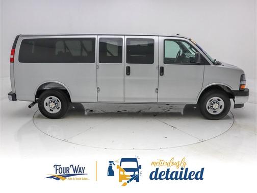 2025 Chevrolet Express 3500 RWD 3500 Extended Wheelbase LT