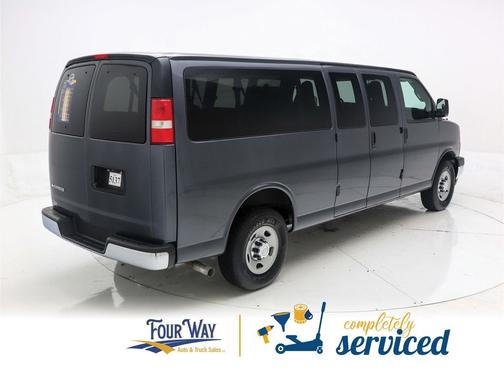 2017 Chevrolet Express 3500 LT