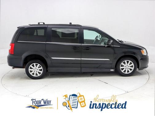 2014 Chrysler Town & Country Touring