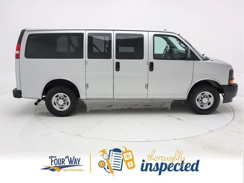 2017 Chevrolet Express 2500 LS