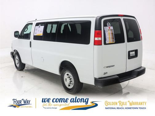 2018 Chevrolet Express 2500 LS