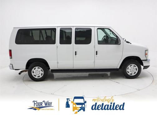2012 Ford E350 Super Duty XL