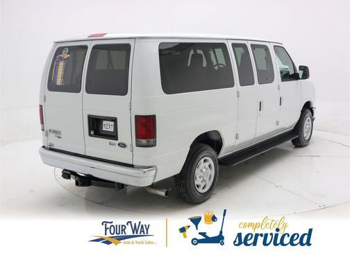 2012 Ford E350 Super Duty XL