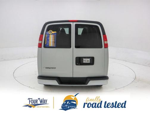 2017 Chevrolet Express 3500 LT