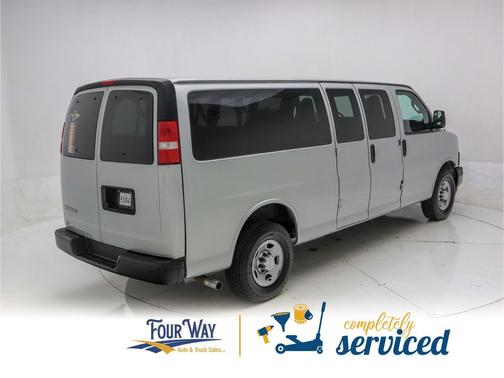 2019 Chevrolet Express 3500 LS