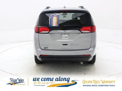 2019 Chrysler Pacifica Touring L