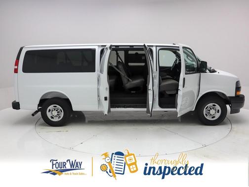 Summit White 2025 Chevrolet Express 3500 RWD 3500 Extended Wheelbase LS