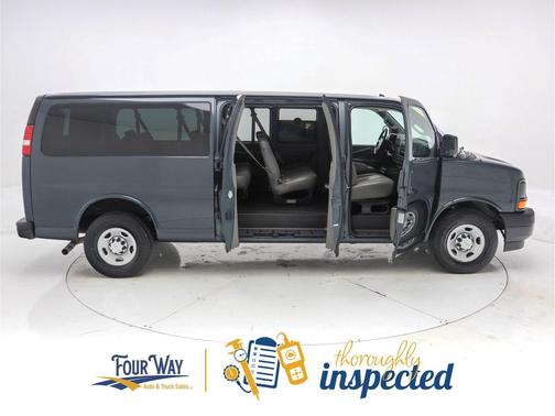 2017 Chevrolet Express 3500 LS