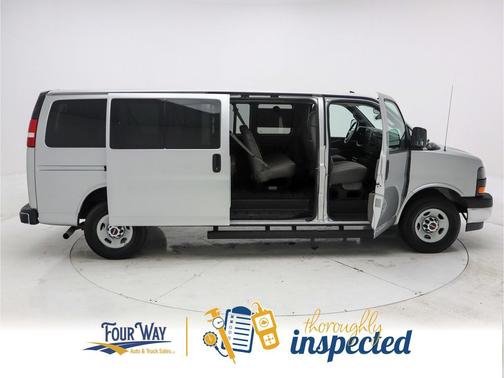 2018 GMC Savana 3500 LT