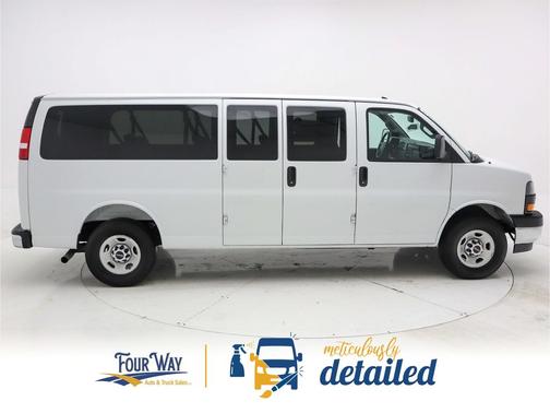 2025 GMC Savana 3500 RWD 3500 Extended Wheelbase LT