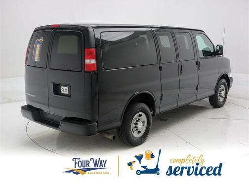 2017 Chevrolet Express 2500 LS