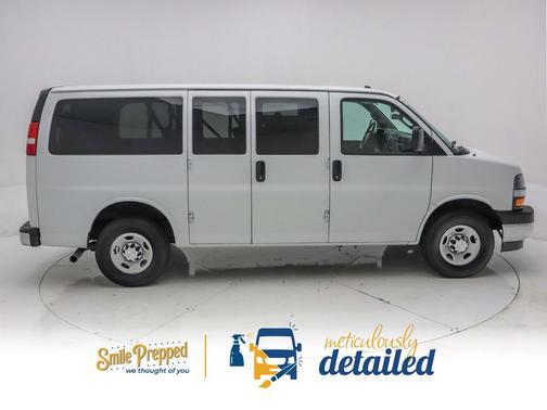 2019 Chevrolet Express 2500 LT