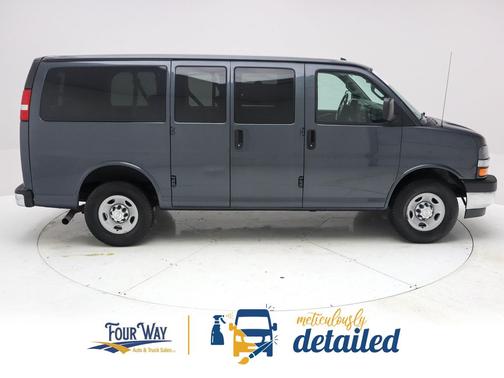 Cyber Gray Metallic 2017 Chevrolet Express 2500 LT