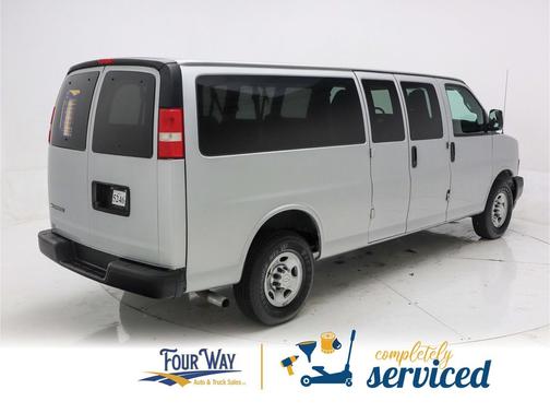 2018 Chevrolet Express 3500 LS