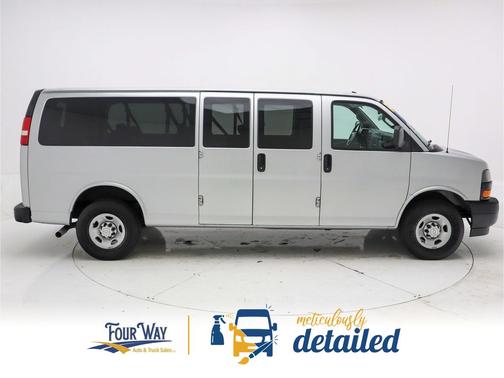 2018 Chevrolet Express 3500 LS