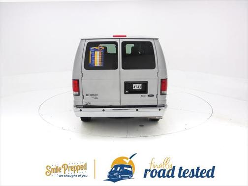 2014 Ford E350 Super Duty XLT