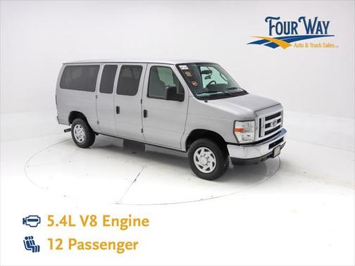 2014 Ford E350 Super Duty XLT