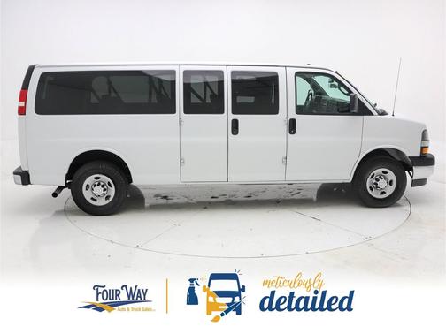 2018 Chevrolet Express 3500 LT