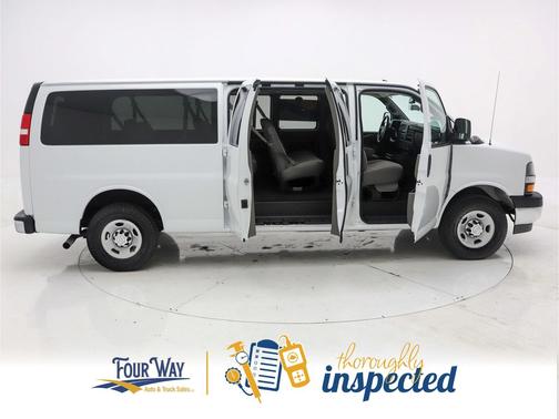 2018 Chevrolet Express 3500 LT