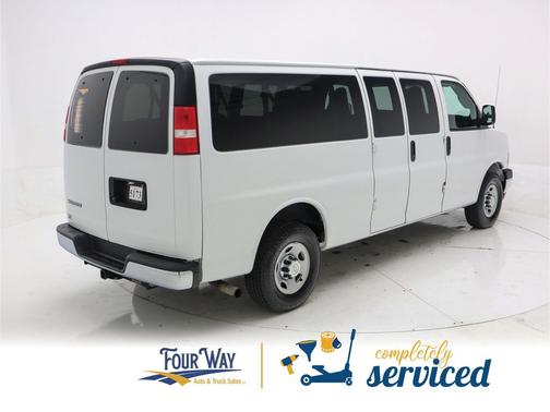 2018 Chevrolet Express 3500 LT