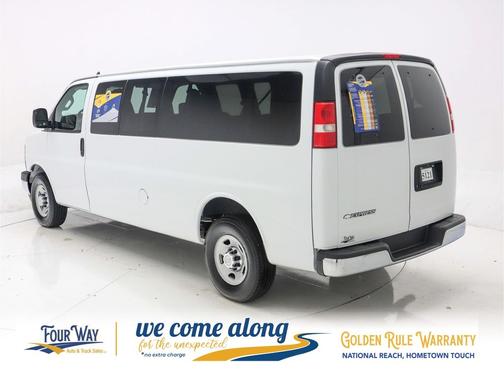 2017 Chevrolet Express 3500 LT