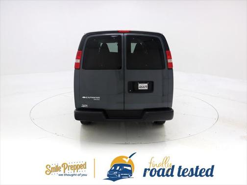 2016 Chevrolet Express 2500 LS