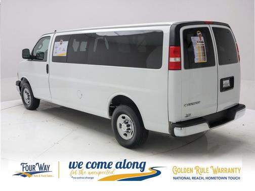 Summit White 2019 Chevrolet Express 3500 LT