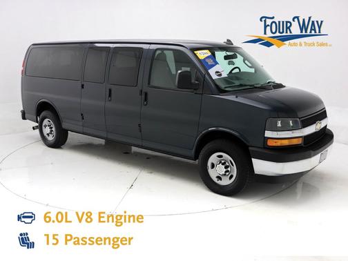 2017 Chevrolet Express 3500 LT