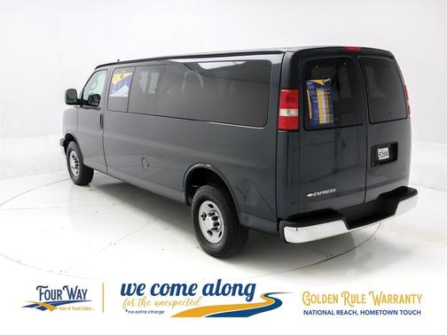 2017 Chevrolet Express 3500 LT