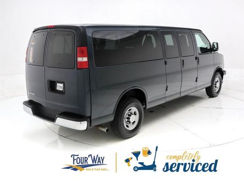 2017 Chevrolet Express 3500 LT