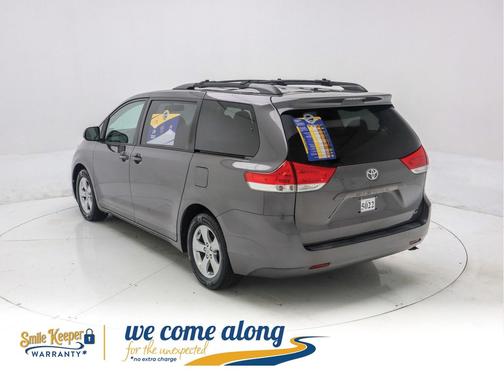 2014 Toyota Sienna LE