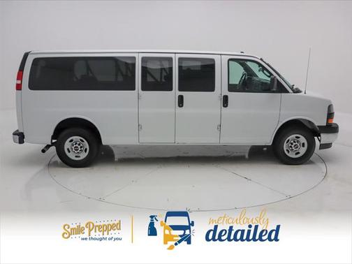 2018 GMC Savana 3500 LS