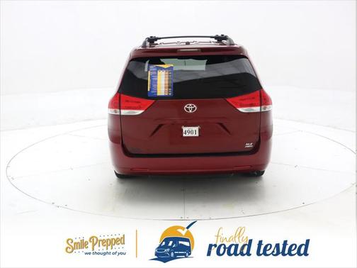 2014 Toyota Sienna XLE