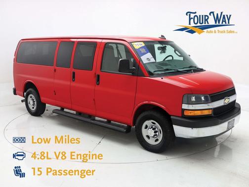 2017 Chevrolet Express 3500 LT