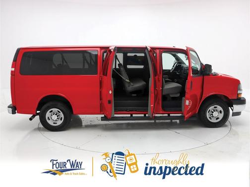 2017 Chevrolet Express 3500 LT