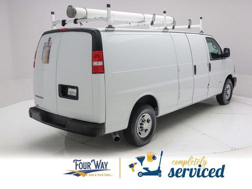 Summit White 2021 Chevrolet Express 2500 LT