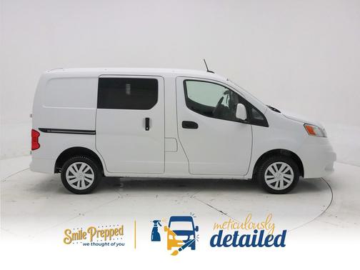 2020 Nissan NV200 SV