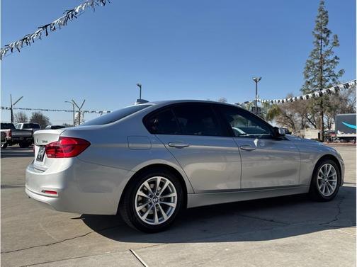 2018 BMW 320 i