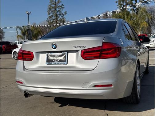 2018 BMW 320 i