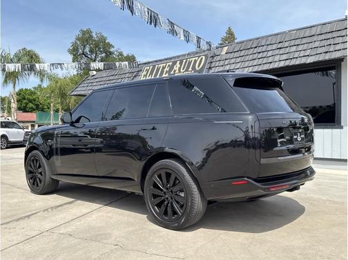 2023 Land Rover Range Rover P400 SE