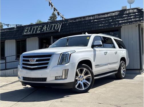 2016 Cadillac Escalade ESV Luxury