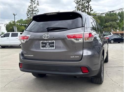2015 Toyota Highlander LE