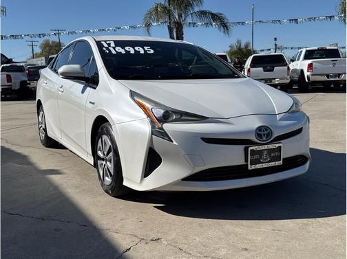 2017 Toyota Prius One