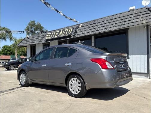 2016 Nissan Versa 1.6 SV