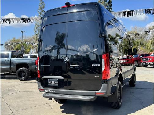2022 Mercedes-Benz Sprinter 2500 ROOF W/144 WB