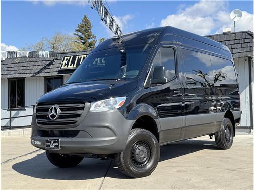 2022 Mercedes-Benz Sprinter 2500 ROOF W/144 WB