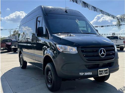 2022 Mercedes-Benz Sprinter 2500 ROOF W/144 WB