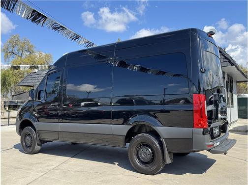 2022 Mercedes-Benz Sprinter 2500 ROOF W/144 WB